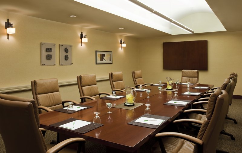 Holiday Inn FREDERICK-CONF CTR AT FSK MALL - Frederick, MD