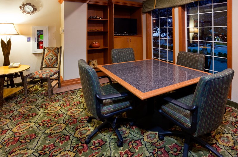 Holiday Inn Express ANCHORAGE - Whittier, AK