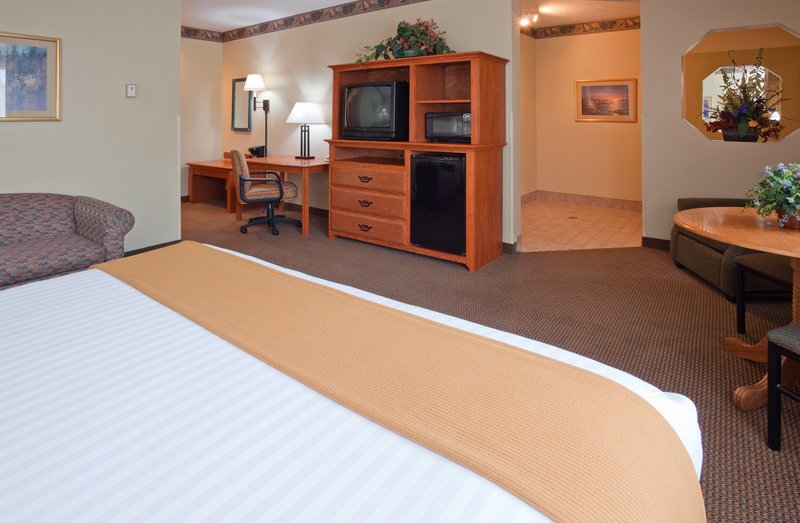 Holiday Inn Express ANCHORAGE - Whittier, AK