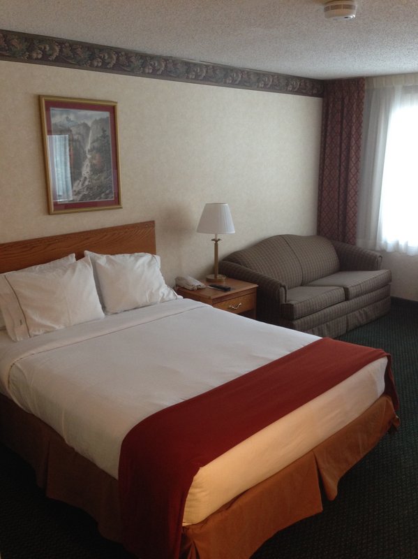 Country Inn & Suites By Radisson Mishawaka In - Mishawaka, IN