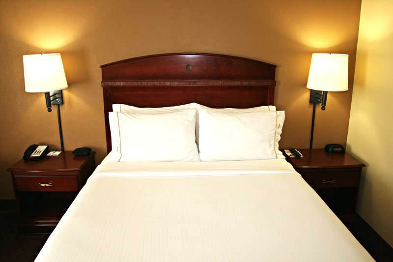 Holiday Inn Express LINCOLN - Lincoln, IL