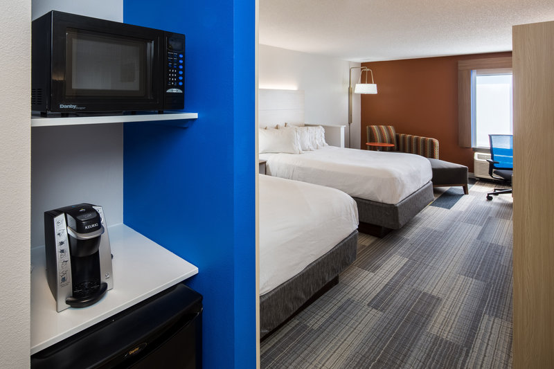 Holiday Inn Express CEDAR RAPIDS (COLLINS RD) - Cedar Rapids, IA