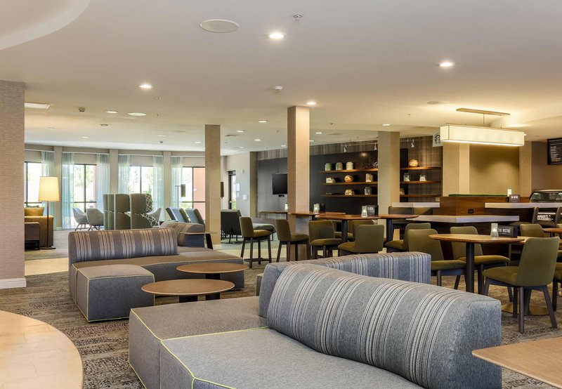 Courtyard By Marriott Roseville Galleria Mall/Creekside Ridge Drive - Roseville, CA