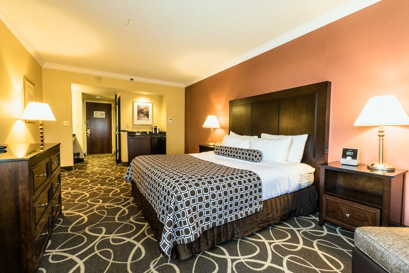 Crowne Plaza EDISON - Edison, NJ