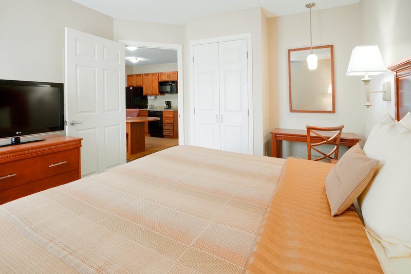 Candlewood Suites-Williamsport - Linden, PA