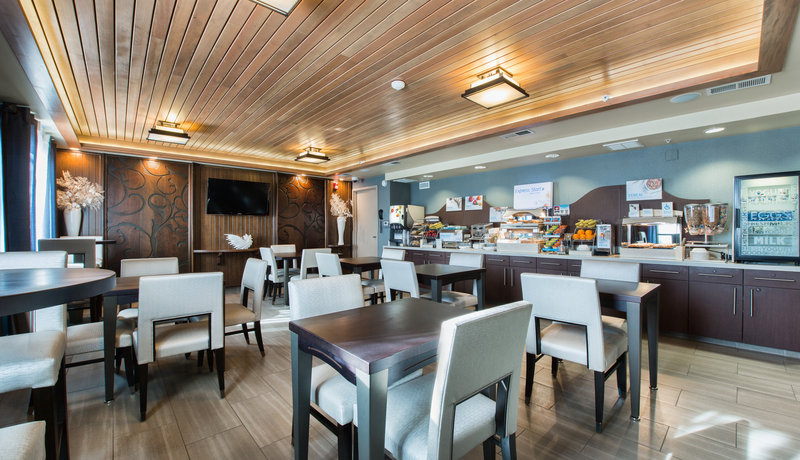 Holiday Inn Express Newport Beach - Newport Beach, CA