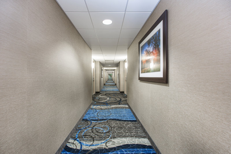 Holiday Inn Express Newport Beach - Newport Beach, CA