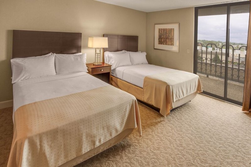 Holiday Inn Executive Center-Columbia Mall - Columbia, MO