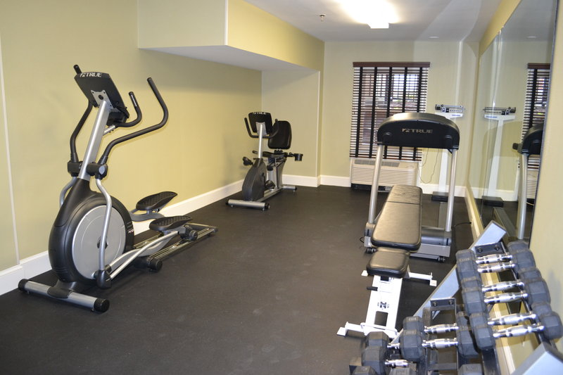 Holiday Inn Express & Suites MERRIMACK - Merrimack, NH