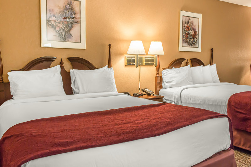 Quality Inn - Stroudsburg, PA