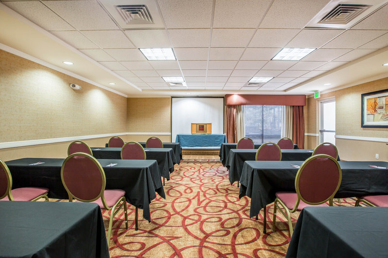 Comfort Suites Ontario Convention Center - Ontario, CA