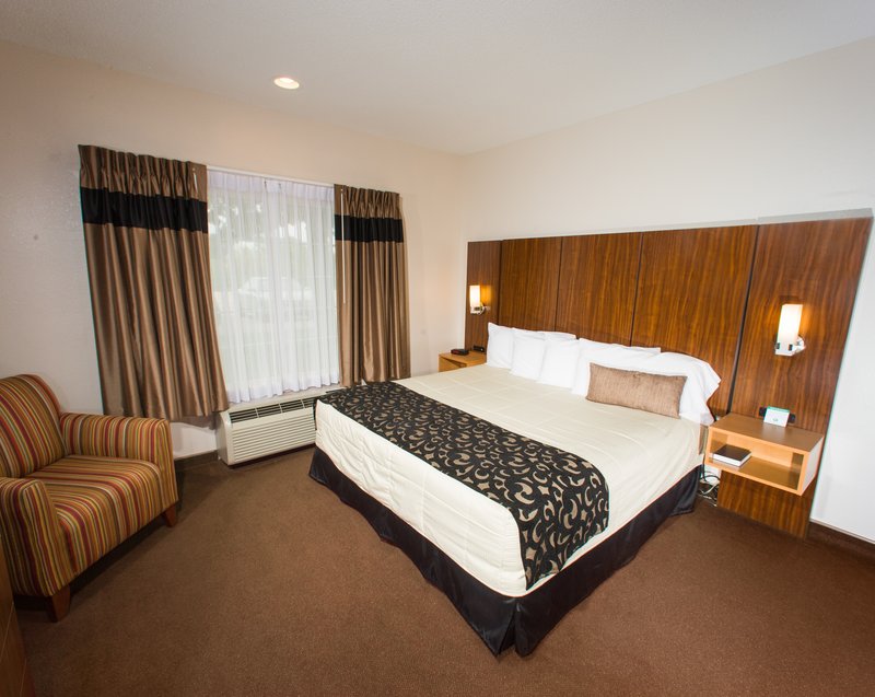 Northfield Inn Suites & Conference Center - Springfield, IL