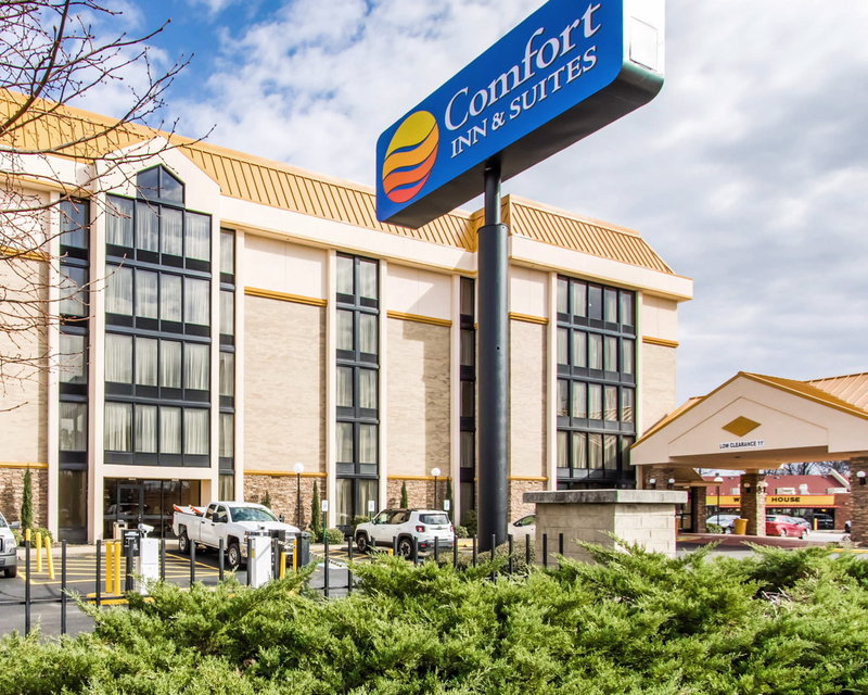 Comfort Inn & Suites - Memphis, TN