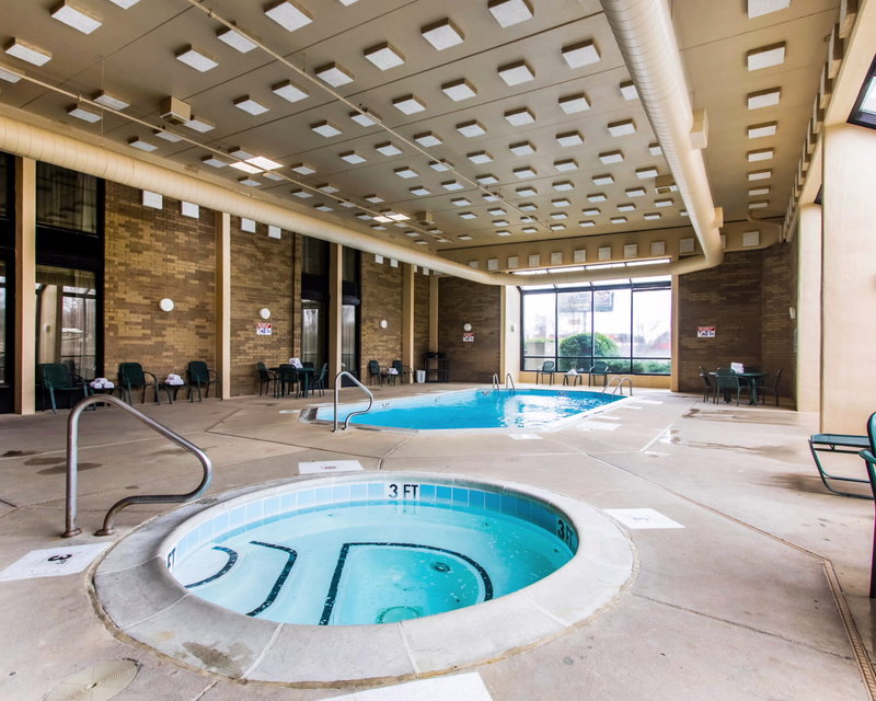 Comfort Inn & Suites - Memphis, TN
