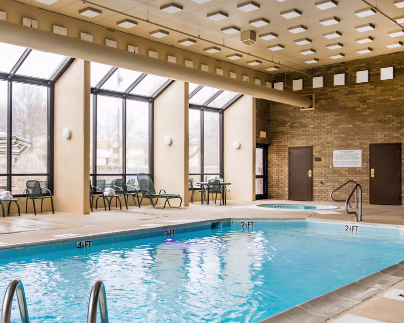 Comfort Inn & Suites - Memphis, TN