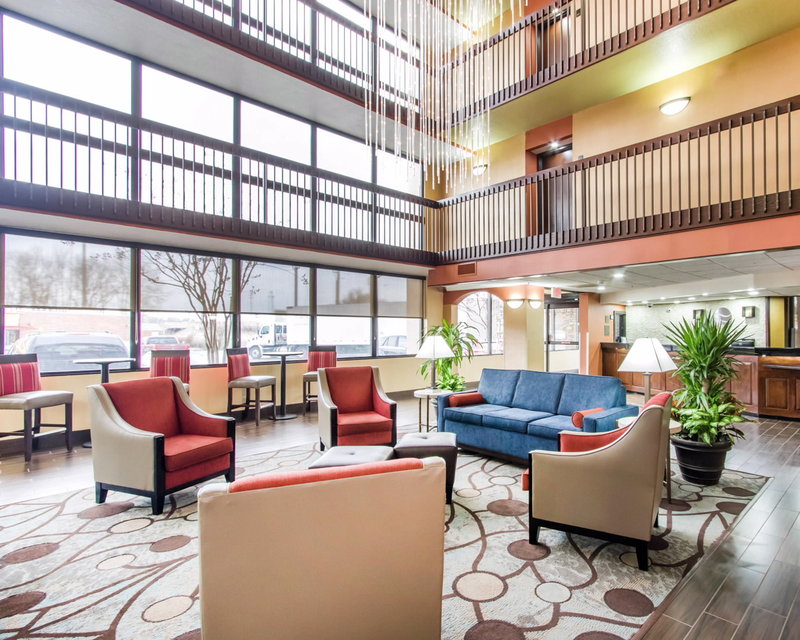 Comfort Inn & Suites - Memphis, TN