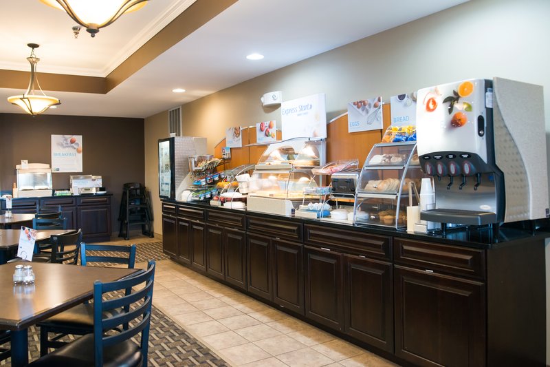 Holiday Inn Express DEVILS LAKE - Devils Lake, ND