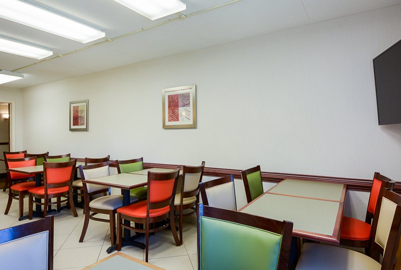 Econo Lodge - Harpers Ferry, WV