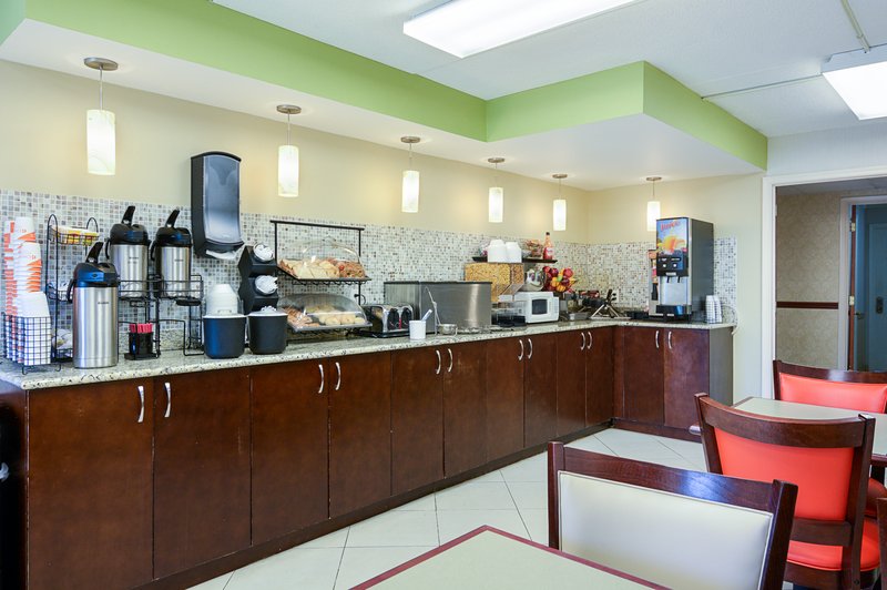 Econo Lodge - Harpers Ferry, WV