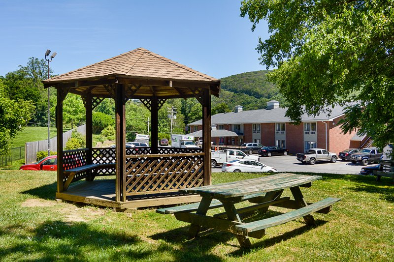 Econo Lodge - Harpers Ferry, WV