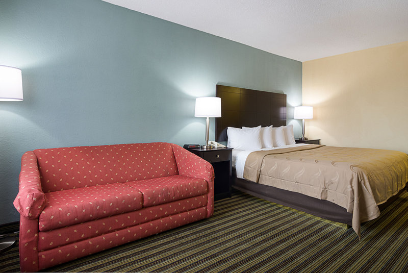 Quality Inn - Calhoun, GA