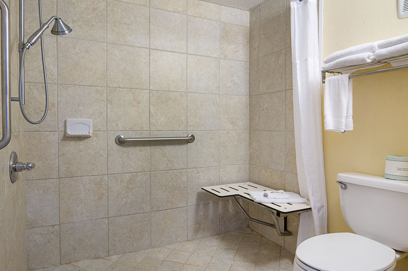 Quality Inn - Calhoun, GA