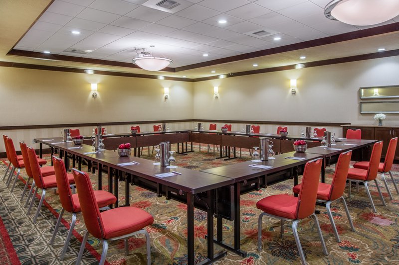 Crowne Plaza Anchorage-Midtown - Anchorage, AK