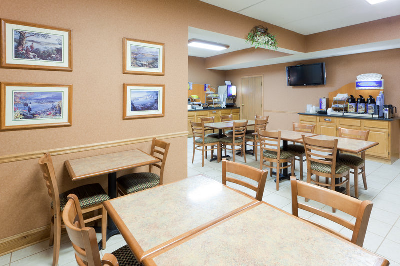 Holiday Inn Express - Irwin, PA