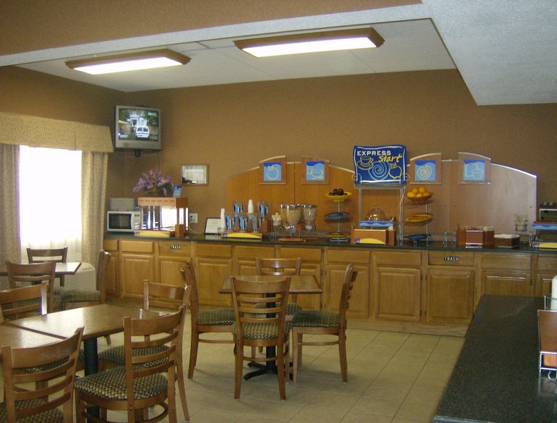 Holiday Inn Express - Irwin, PA