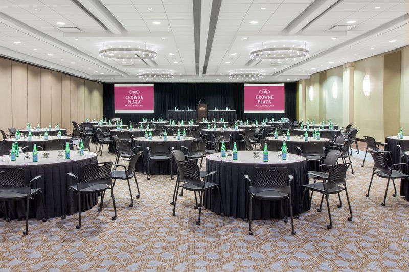 Crowne Plaza CHICAGO OHARE HOTEL & CONF CTR - Rosemont, IL