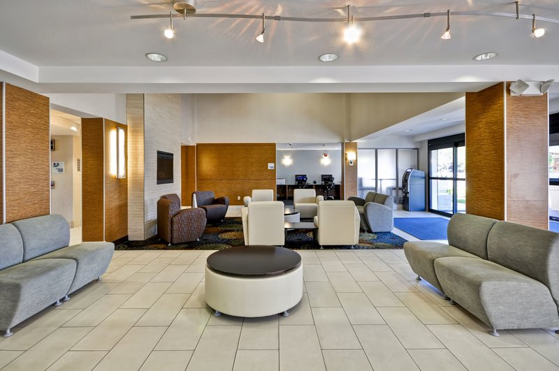 Holiday Inn Express ROMULUS / DETROIT AIRPORT - Romulus, MI