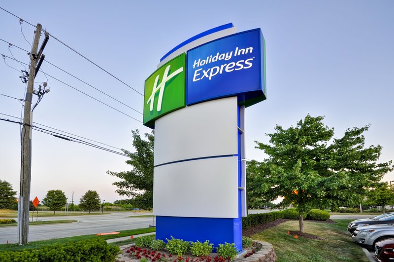 Holiday Inn Express ROMULUS / DETROIT AIRPORT - Romulus, MI