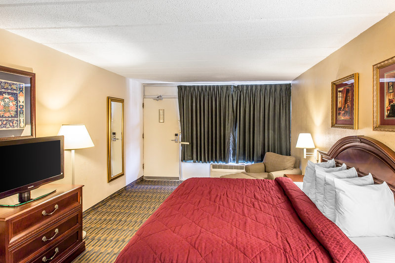 Quality Inn & Suites - Easley, SC