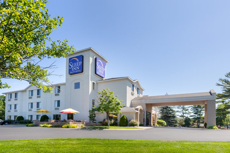 Sleep Inn-Acme/Traverse - Williamsburg, MI