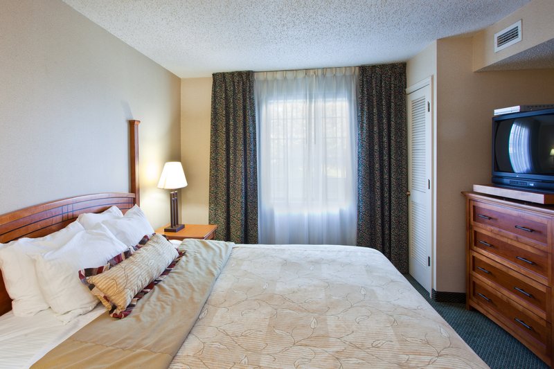 Staybridge Suites DETROIT-UTICA - Utica, MI