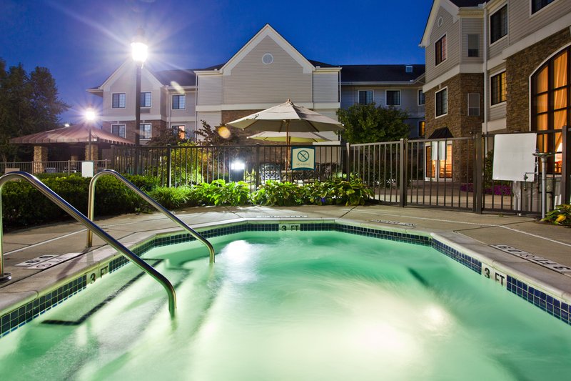 Staybridge Suites DETROIT-UTICA - Utica, MI