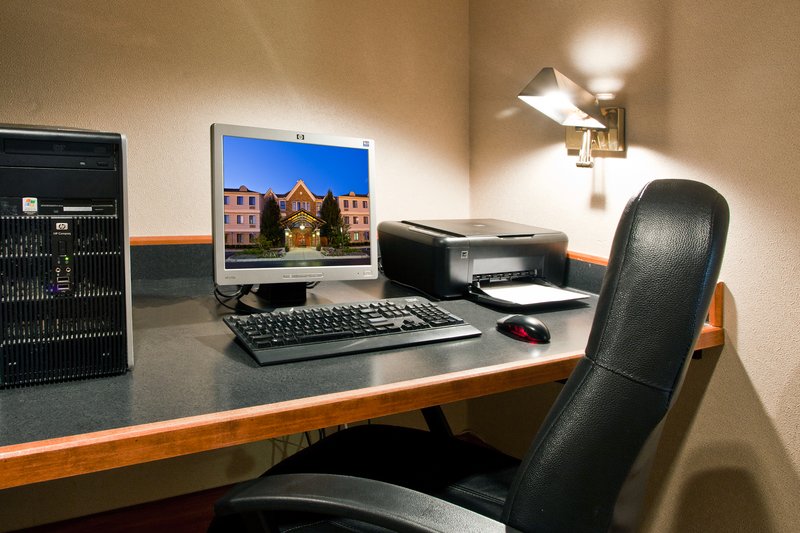 Staybridge Suites DETROIT-UTICA - Utica, MI