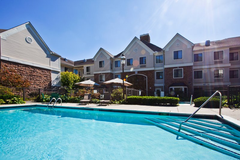 Staybridge Suites DETROIT-UTICA - Utica, MI