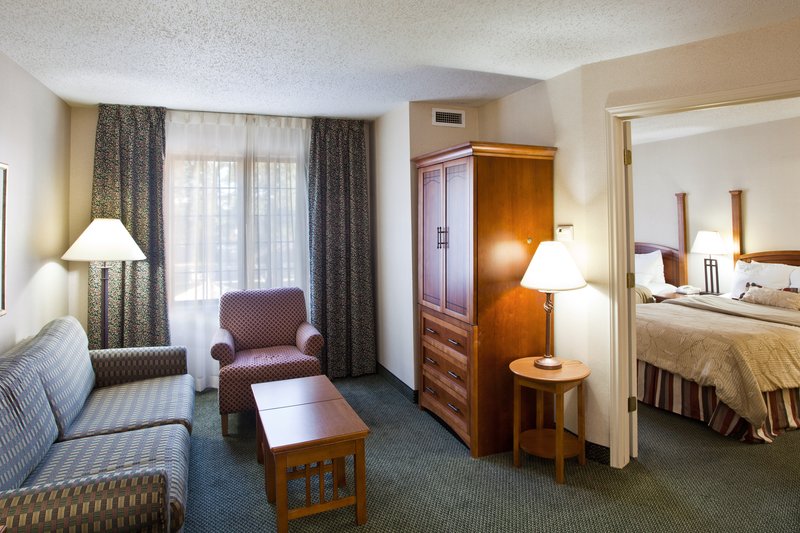 Staybridge Suites DETROIT-UTICA - Utica, MI