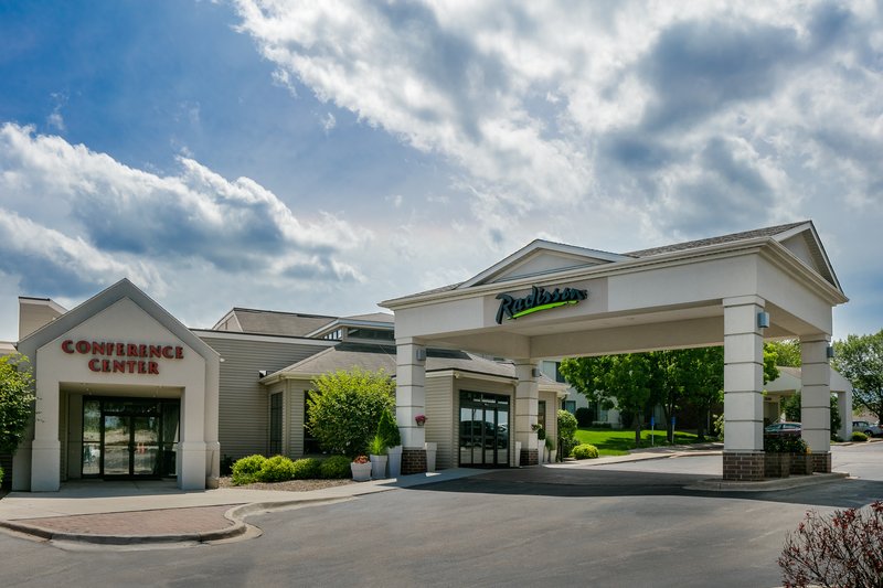 Radisson Hotel & Conference Center Coralville-Iowa City - Coralville, IA