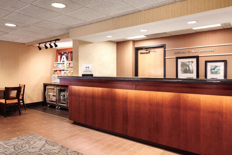 Hampton Inn Des Moines-Airport - Des Moines, IA