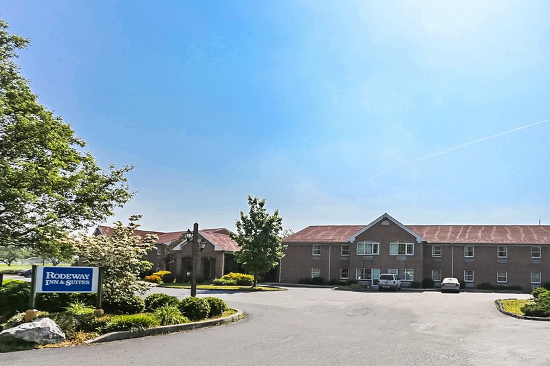 Rodeway Inn & Suites - Lancaster, PA