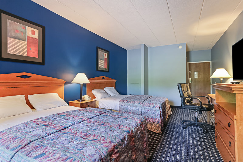 Rodeway Inn & Suites - Lancaster, PA