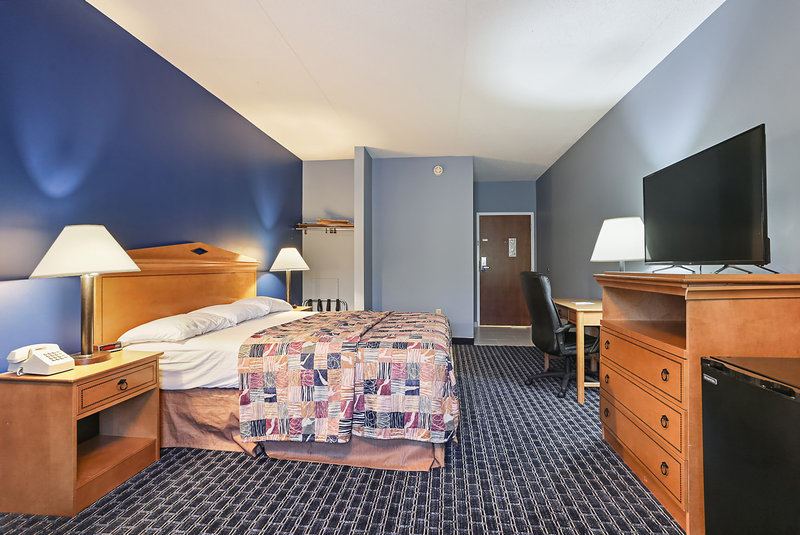 Rodeway Inn & Suites - Lancaster, PA