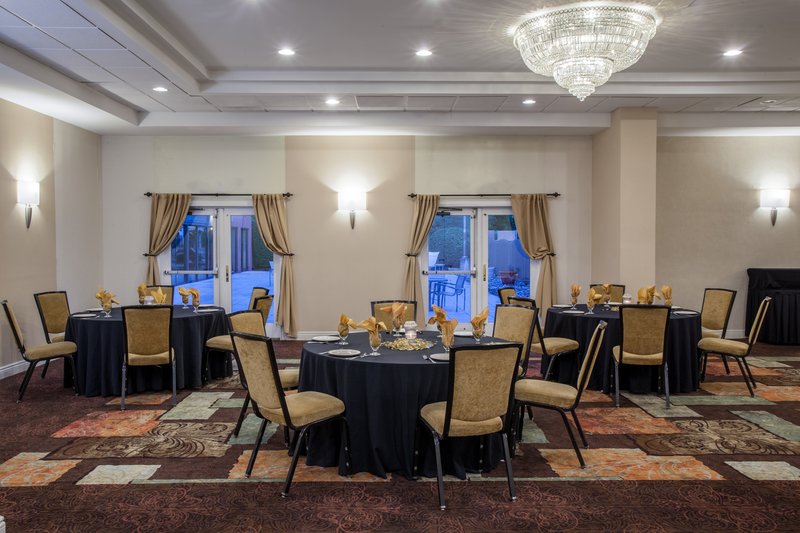 Crowne Plaza MONROE SOUTH BRUNSWICK - Monroe Township, NJ