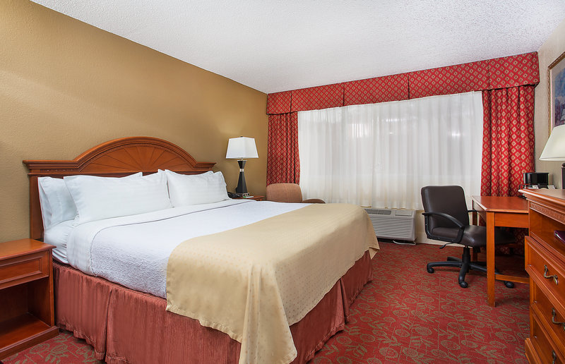 Holiday Inn ASHEVILLE-BILTMORE EAST - Asheville, NC