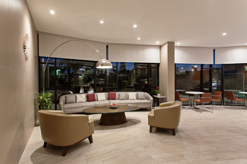 Holiday Inn - Long Beach, CA