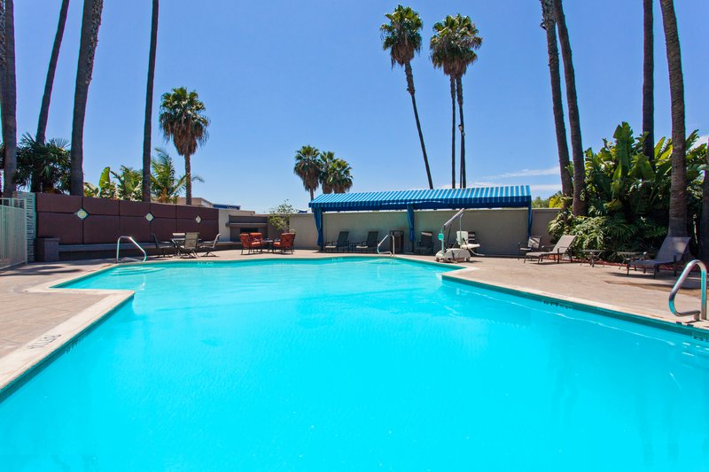 Holiday Inn - Long Beach, CA