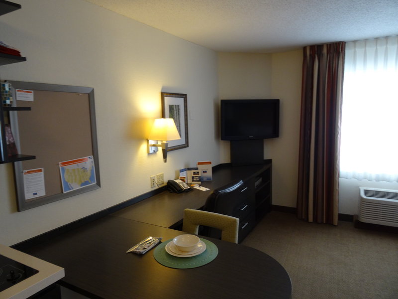 Candlewood Suites-Cleveland-N - North Olmsted, OH