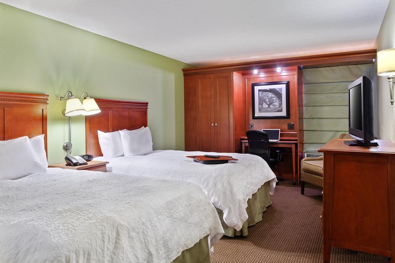 Hampton Inn St. Louis/Westport - Maryland Heights, MO